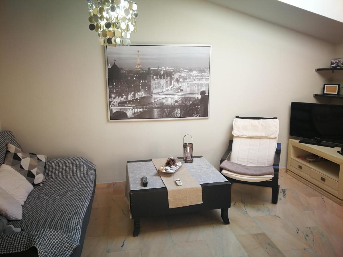 Apartamento Atico Carmen ฟูเอนฮิโรลา ภายนอก รูปภาพ