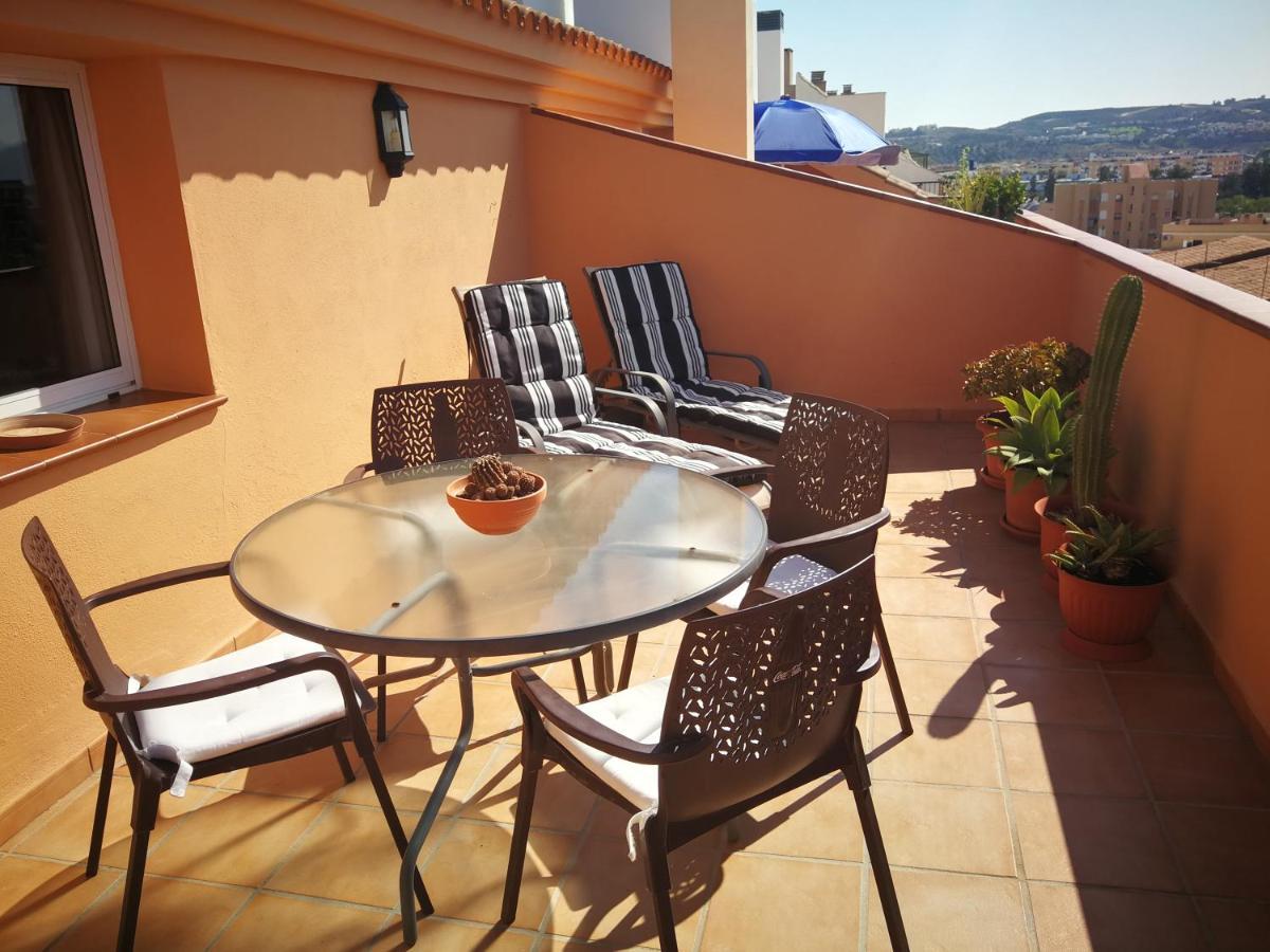 Apartamento Atico Carmen ฟูเอนฮิโรลา ภายนอก รูปภาพ