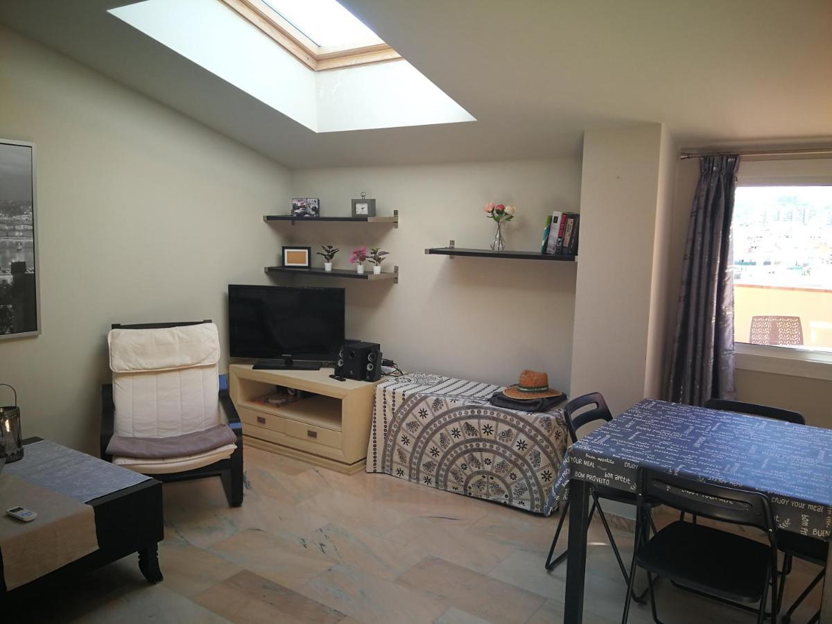Apartamento Atico Carmen ฟูเอนฮิโรลา ภายนอก รูปภาพ